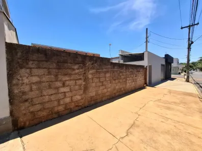 Lote/Terreno à venda, 250m² no Condomínio Itamaraty, Ribeirão Preto