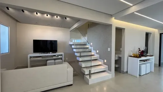 Casa de Condomínio com 4 Quartos à venda, 140m² no Jardim Sul, Uberlândia