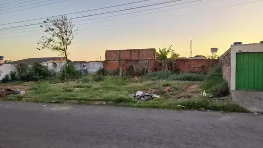 Lote/Terreno à venda, 401m² no Nova Cidade, Aparecida de Goiânia