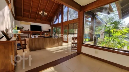 Casa com 4 Quartos à venda, 237m² no Chapéu do Sol, Porto Alegre