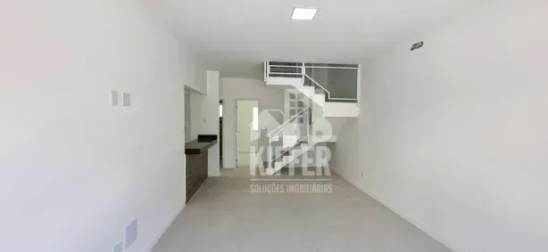 Casa de Condomínio com 3 Quartos à venda, 253m² no Maravista, Niterói