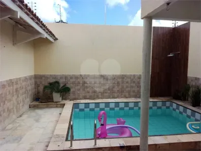 Casa de Condomínio com 3 Quartos à venda, 90m² no Sapiranga-Coité, Fortaleza