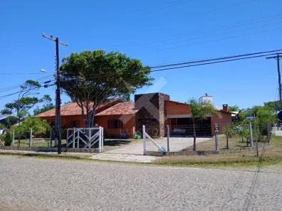 Casa com 4 Quartos à venda, 320m² no XANGRI-LÁ, Xangri-lá