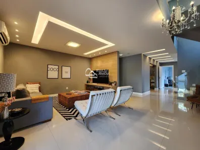 Casa de Condomínio com 3 Quartos à venda, 277m² no Campo Grande, Rio de Janeiro
