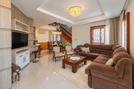 Sobrado com 3 Quartos à venda, 216m² no Marechal Rondon, Canoas