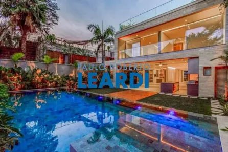 Casa com 4 Quartos à venda, 775m² no Jardim Paulista, São Paulo