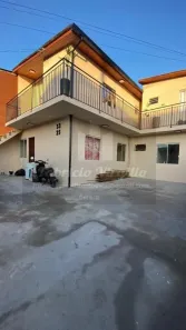 com 8 Quartos à venda, 200m² no Serraria, São José