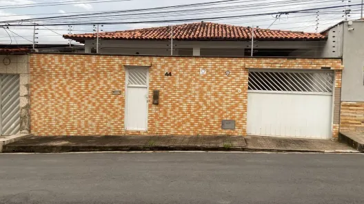 Casa com 3 Quartos para alugar, 275m² no Maranhão Novo, São Luís