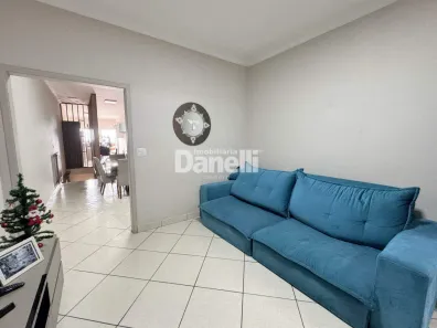 Casa com 3 Quartos à venda, 198m² no Alto São Pedro, Taubaté