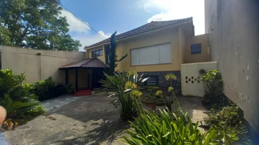 Imóvel Comercial para alugar, 200m² no Vila Ipiranga, Porto Alegre