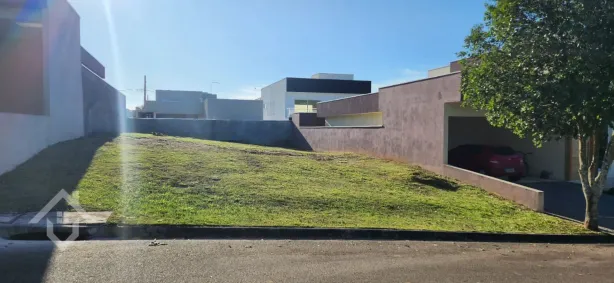 Lote/Terreno à venda, 300m² no Bairro do Grama, Caçapava