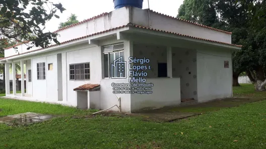 Fazenda/Sítio com 3 Quartos à venda, 100m² no Retiro, Itaboraí