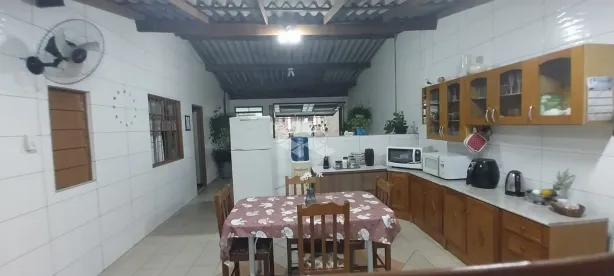 Casa com 2 Quartos à venda, 60m² no Guajuviras, Canoas