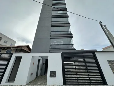 Apartamento com 3 Quartos para alugar, 74m² no Itacolomi, Balneário Piçarras