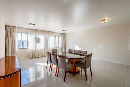 Apartamento com 3 Quartos à venda, 145m² no Centro, Curitiba