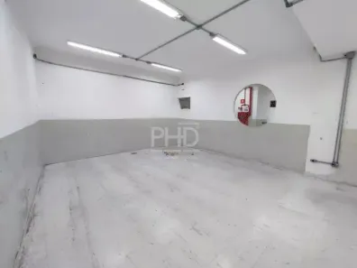 Prédio Comercial para alugar, 1000m² no Baeta Neves, São Bernardo do Campo