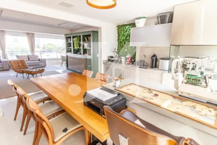 Apartamento com 3 Quartos à venda, 209m² no Vila Gomes Cardim, São Paulo