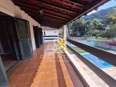 Casa de Condomínio com 4 Quartos à venda, 460m² no Taquara, Rio de Janeiro