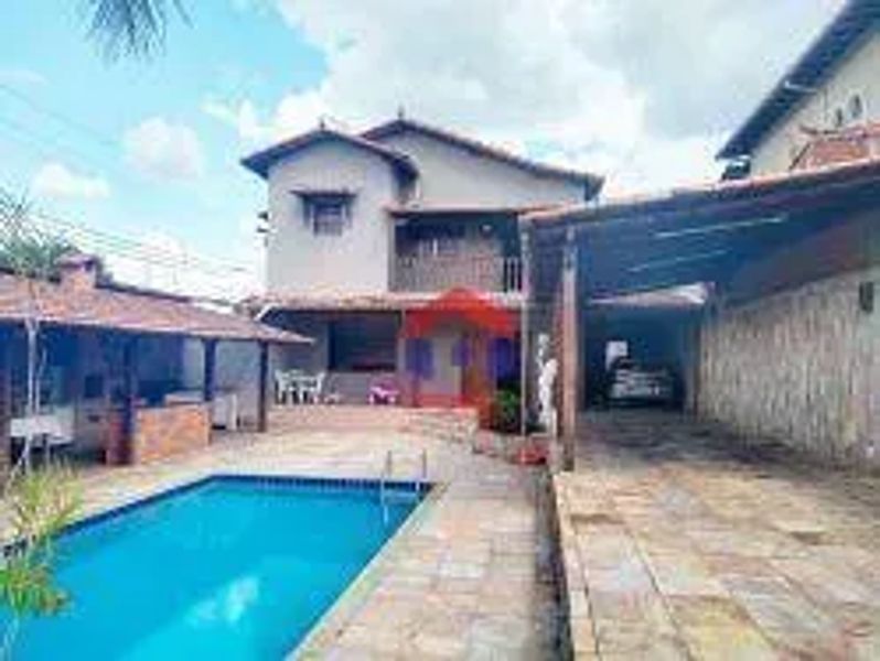 Casa com 7 quartos — Planalto, Belo Horizonte