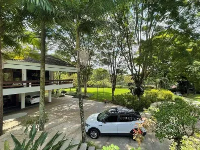 Casa com 3 Quartos para venda ou aluguel, 932m² no Chácara Granja Velha, Cotia