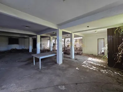Casa com 4 Quartos à venda, 200m² no Centro, Divinópolis