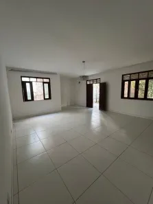 Casa de Condomínio com 4 Quartos à venda, 300m² no Barbalho, Salvador