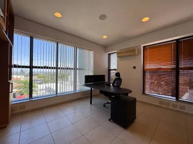 Sala Comercial à venda, 56m² no Vila Ipiranga, Londrina