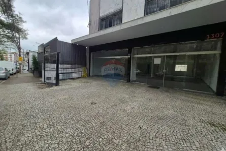 Ponto Comercial para alugar, 480m² no Teixeiras, Juiz de Fora