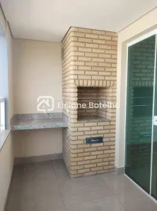 Apartamento com 3 Quartos para alugar, 94m² no Brasil, Uberlândia