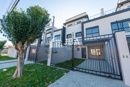 Sobrado com 3 Quartos à venda, 137m² no Cajuru, Curitiba