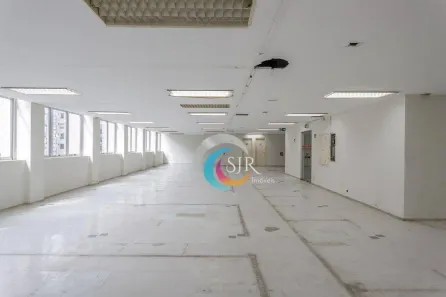 Sala Comercial para alugar, 170m² no Cerqueira César, São Paulo