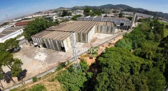 Galpão/Depósito/Armazém para alugar, 4000m² no Industrial Anhangüera, Osasco