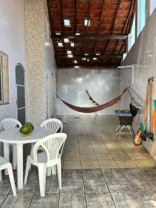 Casa com 3 Quartos para alugar, 90m² no Guilhermina, Praia Grande