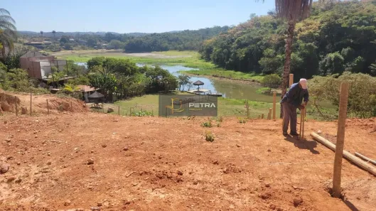 Lote/Terreno à venda, 900m² no Solar do Madeira, Contagem