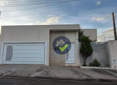 Casa com 2 Quartos à venda, 122m² no Jardim Planalto, Lençóis Paulista