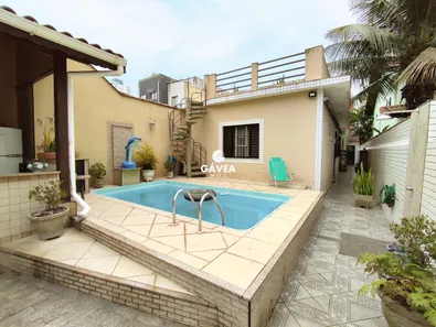 Casa com 4 Quartos à venda, 330m² no Campo Grande, Santos