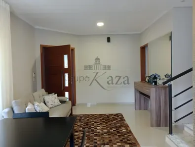 Sobrado com 3 Quartos à venda, 180m² no Loteamento Villa Branca, Jacareí
