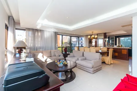 Apartamento com 3 Quartos à venda, 201m² no Mont Serrat, Porto Alegre