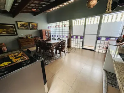 Casa de Condomínio com 3 Quartos à venda, 110m² no Eugênio de Mello, São José dos Campos