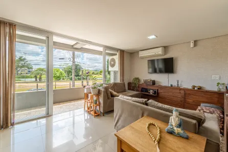 Casa com 3 Quartos à venda, 236m² no Hípica, Porto Alegre