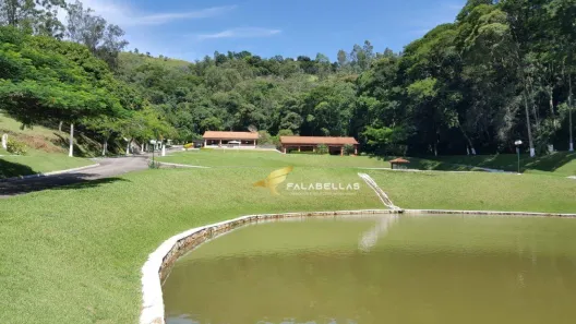 Fazenda/Sítio com 4 Quartos à venda, 744m² no Chácara Ivoturucaia, Campo Limpo Paulista