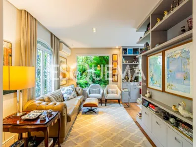 Casa com 3 Quartos à venda, 300m² no Jardim Europa, São Paulo