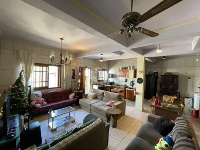 Casa com 6 Quartos à venda, 190m² no Ipanema, Porto Alegre