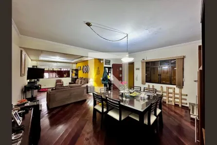 Casa com 4 Quartos à venda, 204m² no Jardim das Acácias, São Paulo