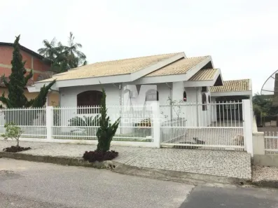 Casa com 3 Quartos à venda, 270m² no Planalto, Brusque
