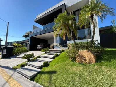 Casa de Condomínio com 3 Quartos à venda, 256m² no Centro, Gravataí