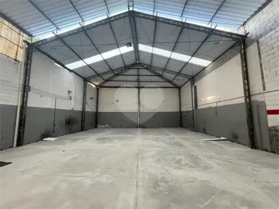 Galpão/Depósito/Armazém à venda, 676m² no Água Branca, São Paulo