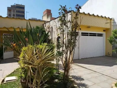 Casa com 4 Quartos à venda, 302m² no Passo da Areia, Porto Alegre