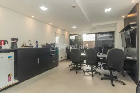 Sala Comercial à venda, 38m² no Teresópolis, Porto Alegre
