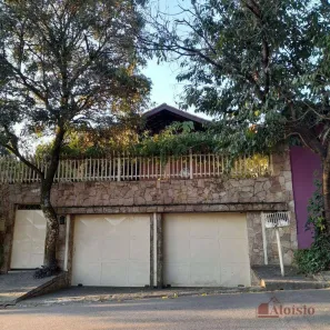 Casa com 3 Quartos à venda, 420m² no Vila São José, Taubaté